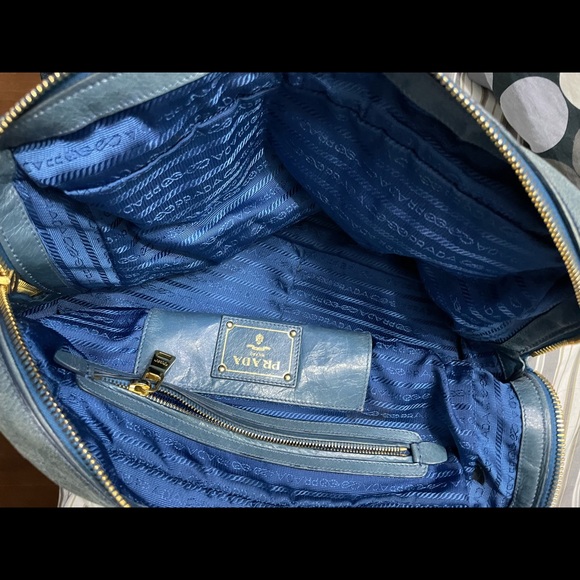 Prada travel bag / shoulder bag .. 100% authentic - Picture 14 of 15